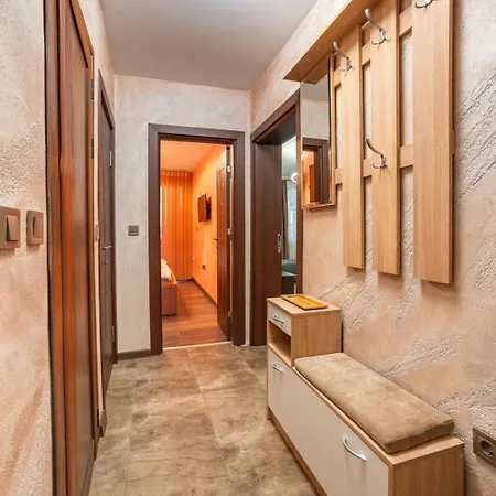 Tarnovo Nest | Cozy 1br Lejlighed